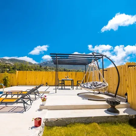 Exceptional Villa With Private Pool And Jacuzzi In Kas, Antalya