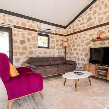 Casa vacanze Exceptional Villa With Private Pool And Jacuzzi In Kas, Antalya *